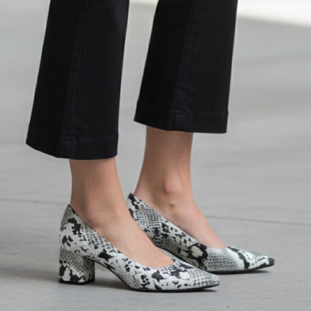 ZARA Snake Print Block Heel Pumps Black White Almond Toe Sz 37 6.5